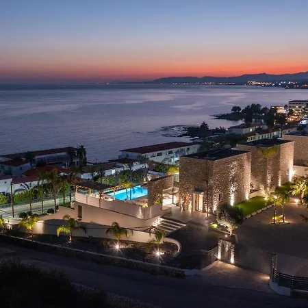 Lido Blue Villa *